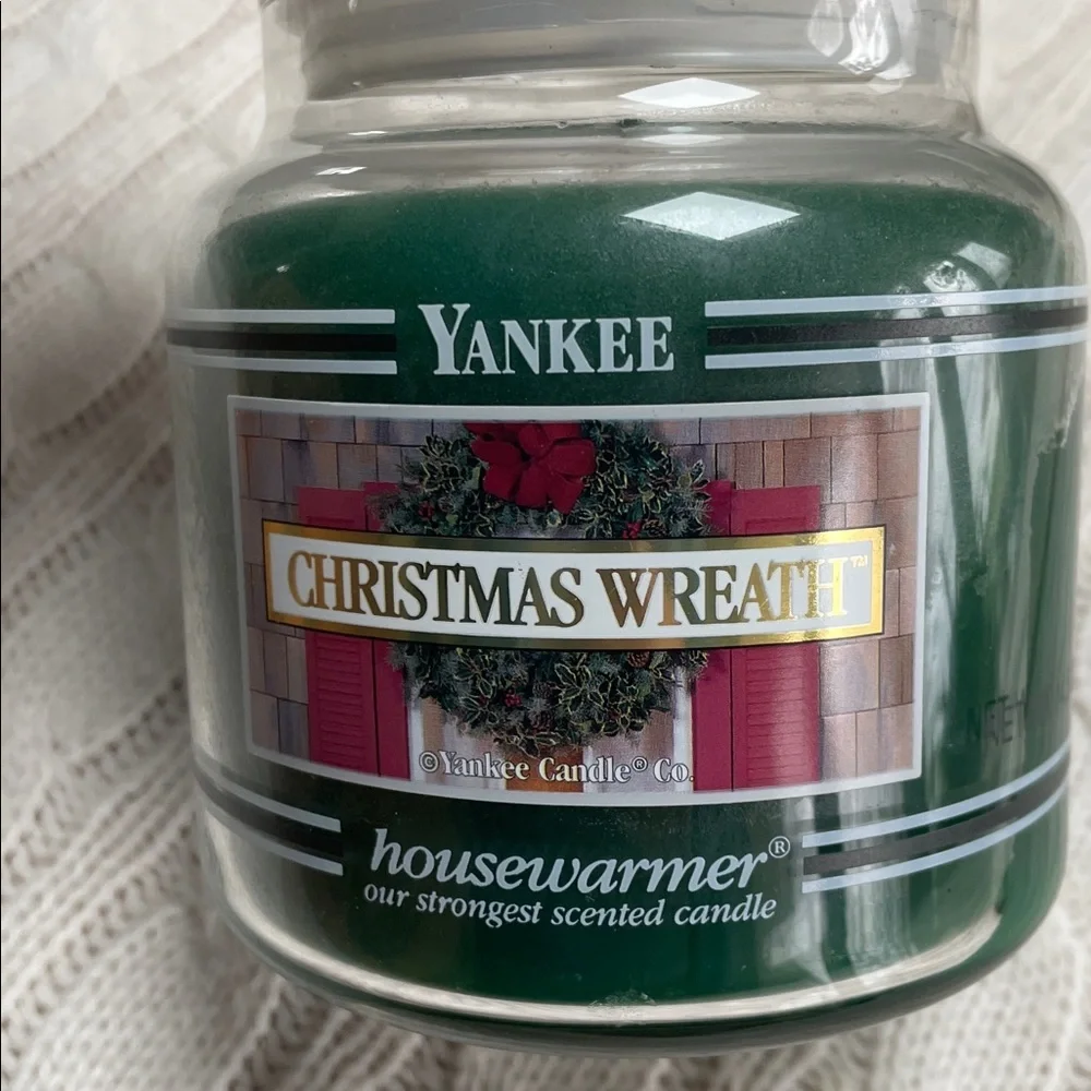 New Yankee Candle Christmas Wreath 14.5 oz Jar with lid Retired unused